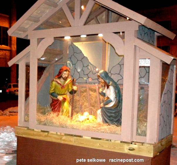 Small nativity scene monument square Racine Wisconsin 2007